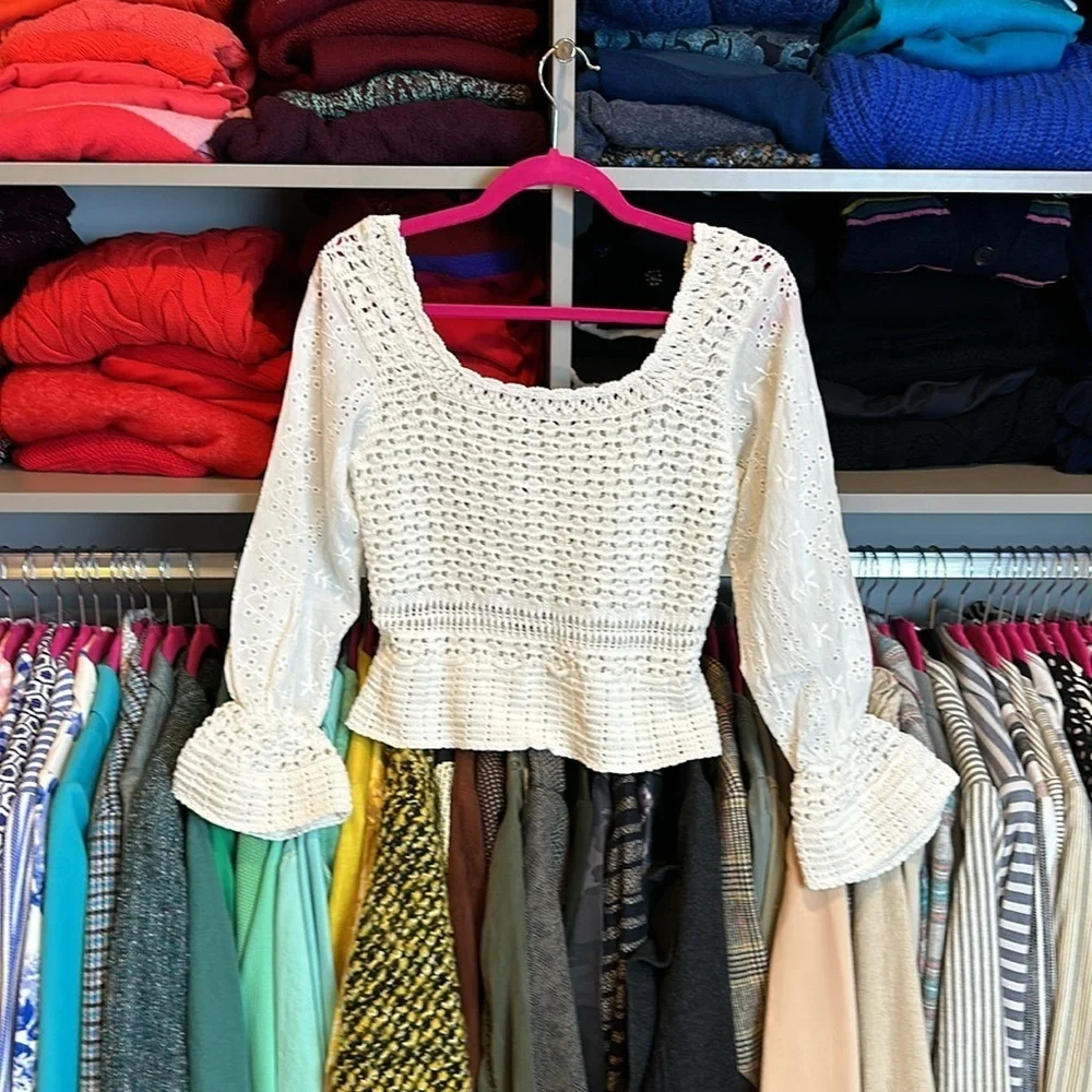 Zara ivory crocheted and eyelet long sleeve scoop neck top size S NWOT